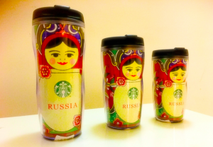 スタバ、マトリョーシカのタンブラー (出典:著者撮影)