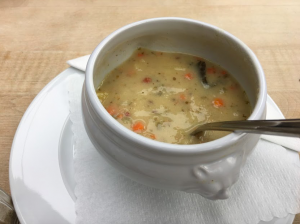 ポテトスープ(出典:著者撮影)