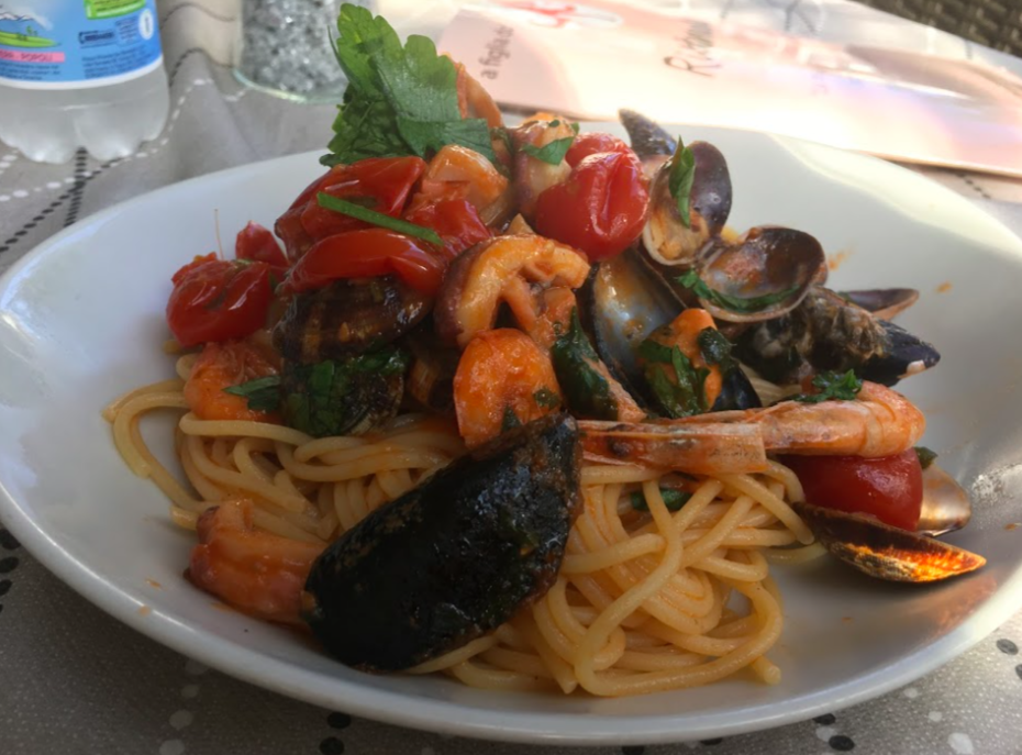 海の幸のスパゲティー(Spaghetti ai frutti di mare) (出典:著者撮影)