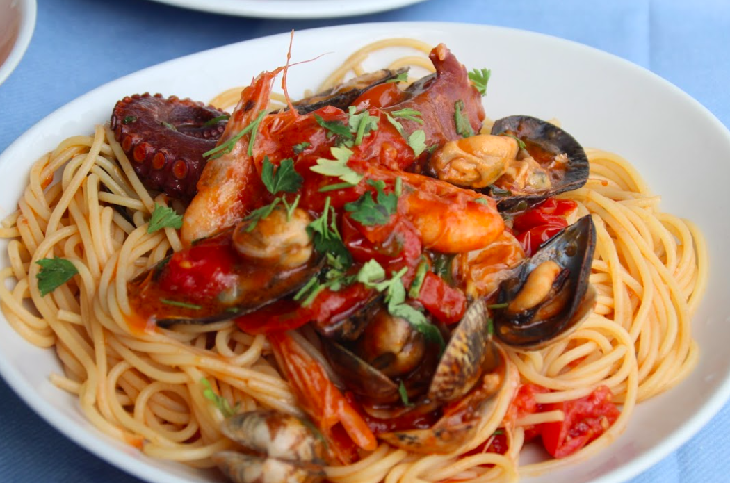 ピグナータのスパゲティー(Spaghetti alla pignata) (出典:著者撮影)
